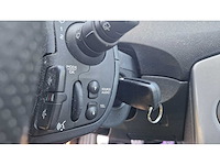 Renault - 2009 - clio - 1.6 gt - personenauto - afbeelding 2 van  33