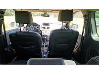 Renault - 2009 - clio - 1.6 gt - personenauto - afbeelding 14 van  33