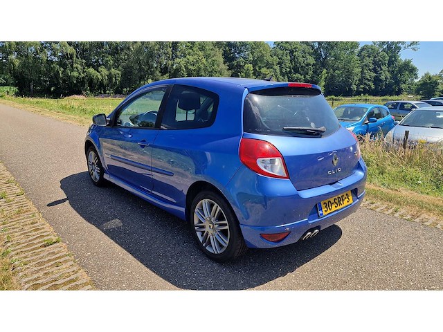 Renault - 2009 - clio - 1.6 gt - personenauto - afbeelding 28 van  33