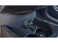 Renault - 2009 - clio - 1.6 gt - personenauto - afbeelding 29 van  33