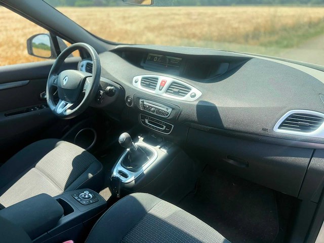 Renault - 2009 - scénic - 1.4 tce bns sport - 78-kbh-9 - afbeelding 13 van  13