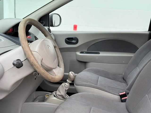 Renault - 2009 - twingo - 1.2-16v dynamique - personenauto - afbeelding 8 van  19