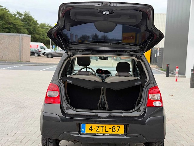 Renault - 2009 - twingo - 1.2-16v dynamique - personenauto - afbeelding 9 van  19