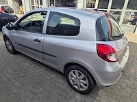 Renault - 2010 - clio - 1.2 tce special line - 58-kkh-6 - afbeelding 11 van  12