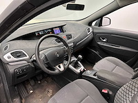 Renault - 2010 - scénic - 1.6 celsium - personenauto - afbeelding 5 van  32