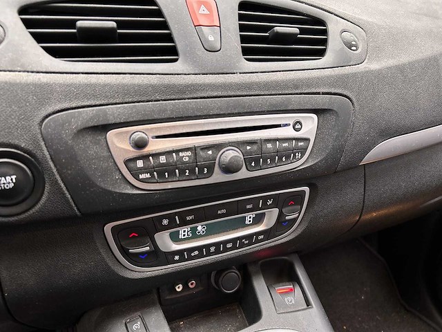 Renault - 2010 - scénic - 1.6 celsium - personenauto - afbeelding 6 van  32