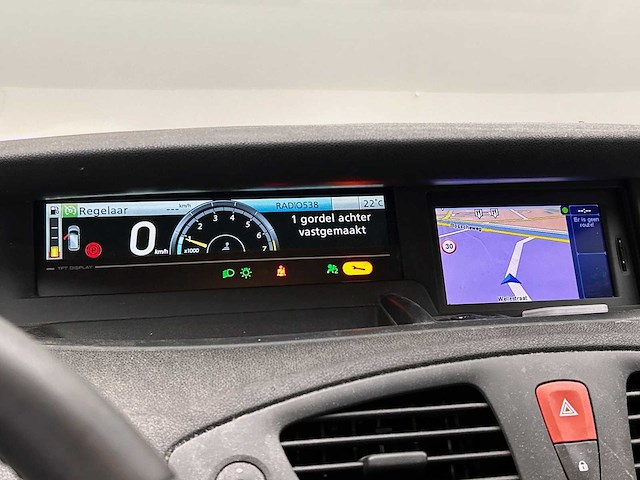 Renault - 2010 - scénic - 1.6 celsium - personenauto - afbeelding 8 van  32