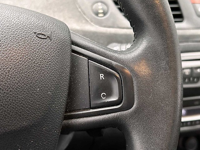 Renault - 2010 - scénic - 1.6 celsium - personenauto - afbeelding 18 van  32