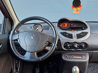Renault - 2010 - twingo - 1.2-16v dynamique - 11-ltr-8 - afbeelding 3 van  24