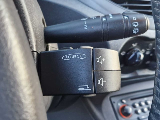 Renault - 2010 - twingo - 1.2-16v dynamique - 11-ltr-8 - afbeelding 8 van  24