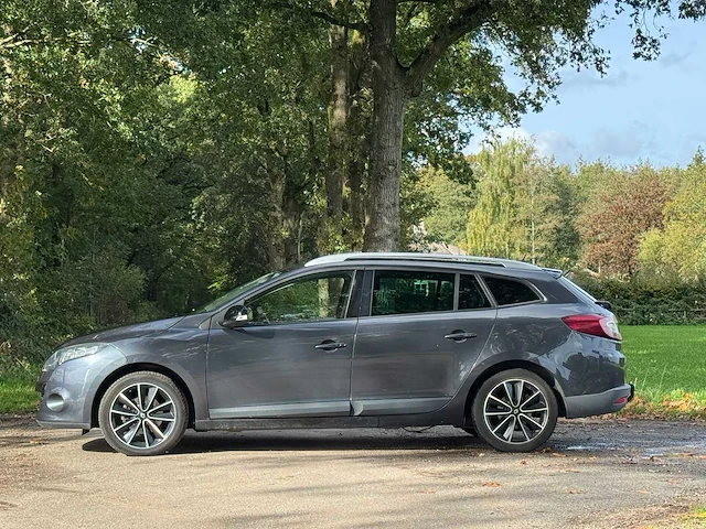 Renault - 2011 - mégane estate - 1.4 tce parisienne - 25-shh-2 - personenauto - afbeelding 8 van  15