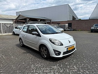 Renault - 2011 - twingo - 1.2-16v night & day - 85-spf-8