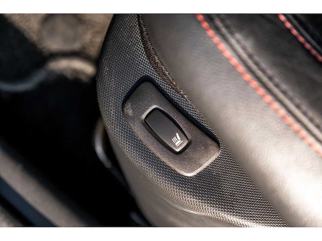 Renault - 2013 - clio - 1.6 r.s. - 9-kkn-60 - afbeelding 39 van  50