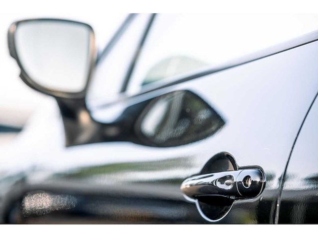 Renault - 2013 - clio - 1.6 r.s. - 9-kkn-60 - afbeelding 9 van  51