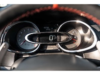 Renault - 2013 - clio - 1.6 r.s. - 9-kkn-60 - afbeelding 24 van  51