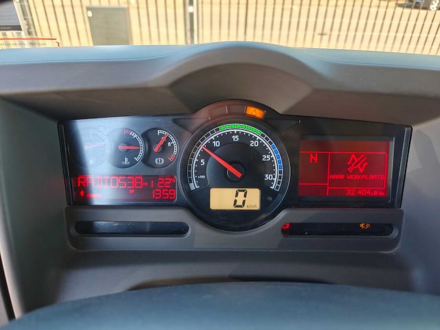 Renault - 2013 - midlum 220.10 extra light - brandweerwagen - afbeelding 19 van  45
