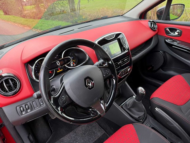 Renault - 2014 - clio estate - 0.9 tce dynamique - personenauto - afbeelding 17 van  17