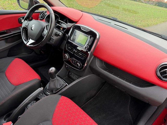 Renault - 2014 - clio estate - 0.9 tce dynamique - personenauto - afbeelding 15 van  17