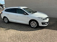 Renault - 2014 - mégane estate - 1.5 dci bose - personenauto - afbeelding 23 van  38