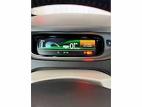 Renault - 2014 - zoe - q210 zen quickcharge 22 kwh - personenauto - afbeelding 8 van  22
