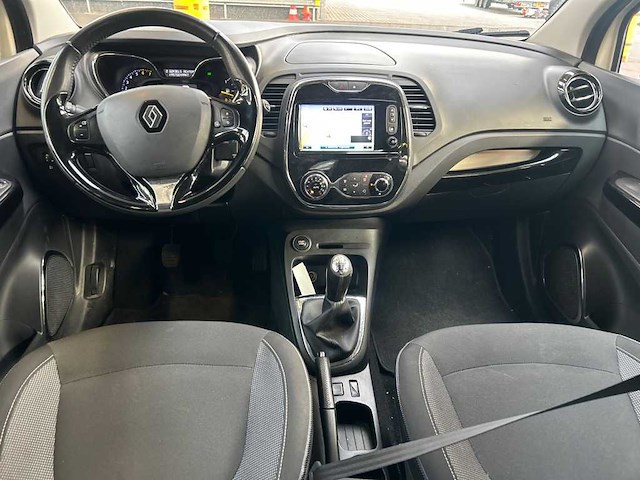 Renault - 2015 - captur - 0.9 tce dynamique - personenauto - afbeelding 14 van  17
