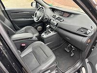 Renault - 2015 - scenic - automaat 1.5 dci bose - personenauto - afbeelding 9 van  19