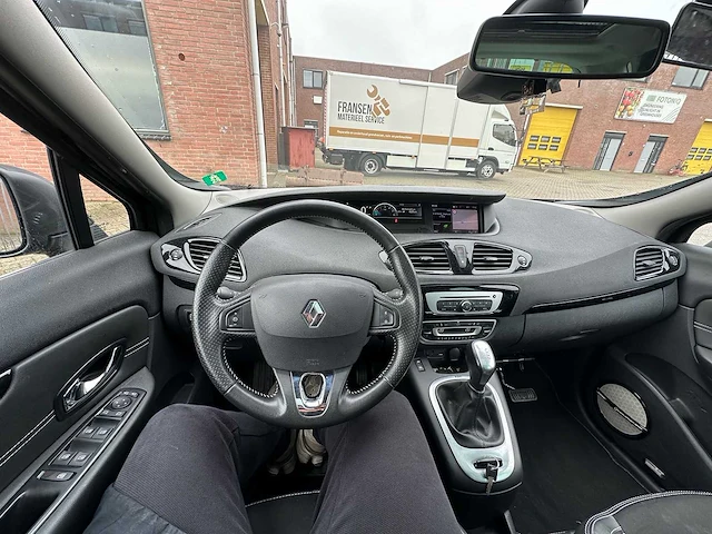 Renault - 2015 - scenic - automaat 1.5 dci bose - personenauto - afbeelding 7 van  20