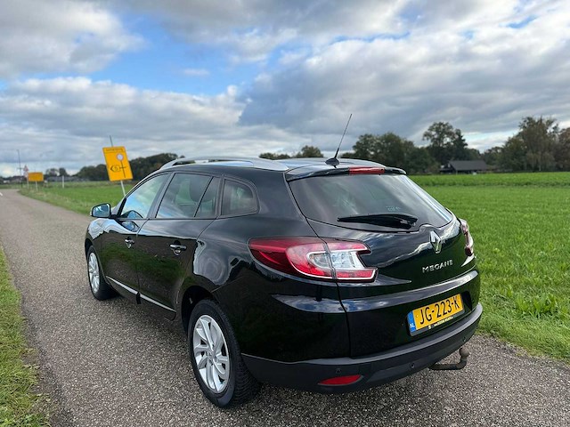 Renault - 2016 - mégane estate - 1.2 tce limited - jg-223-k - afbeelding 13 van  15
