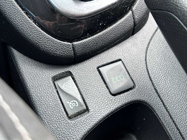 Renault - 2017 - clio estate - 1.5 dci intens - afbeelding 14 van  23