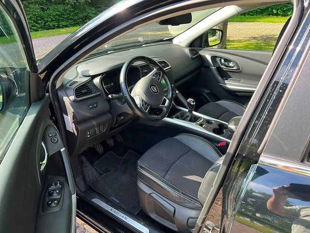 Renault - 2017 - kadjar - 1.2 tce extase - personenauto - afbeelding 3 van  17