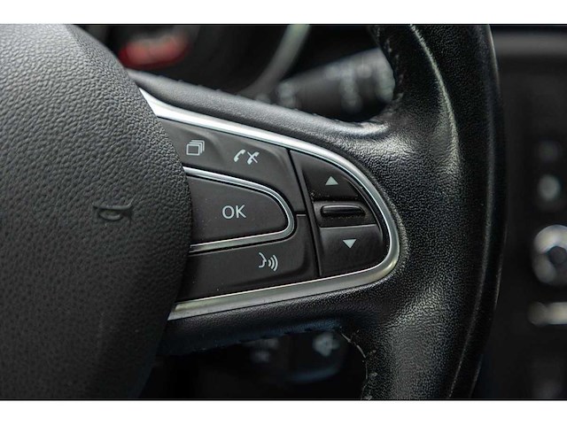 Renault - 2017 - kadjar - 1.2 tce intens - ph-379-k - afbeelding 6 van  26