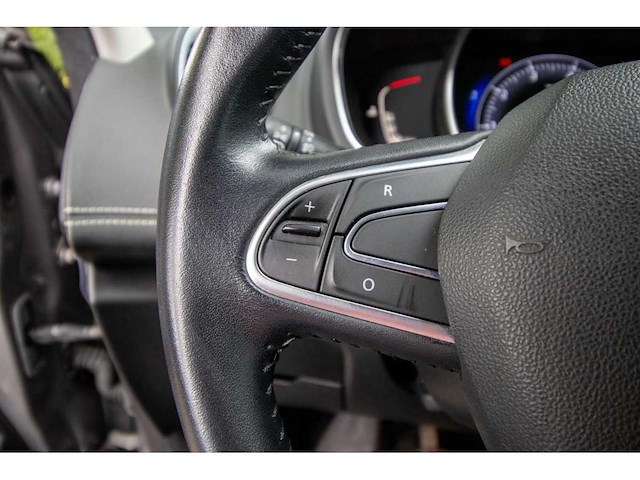 Renault - 2017 - scénic - 1.2 tce bose - k-021-ds - afbeelding 10 van  31