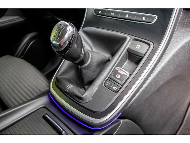 Renault - 2017 - scénic - 1.2 tce bose - k-021-ds - afbeelding 20 van  31