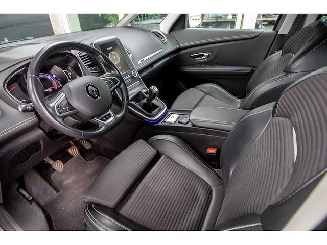 Renault - 2017 - scénic - 1.2 tce bose - k-021-ds - afbeelding 8 van  31