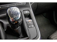 Renault - 2017 - scénic - 1.2 tce bose - k-021-ds - afbeelding 18 van  31