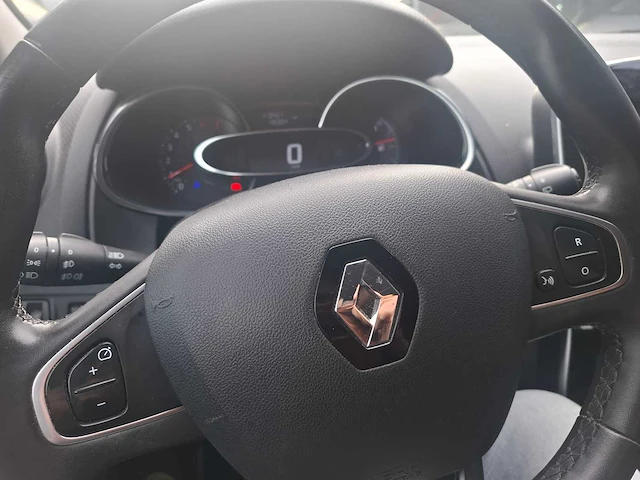 Renault - 2018 - clio estate - 0.9 tce limited - personenauto - afbeelding 4 van  27
