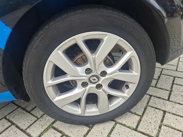 Renault - 2018 - clio estate - 0.9 tce limited - personenauto - afbeelding 18 van  27
