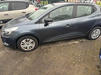 Renault - 2019 - clio - 0.9 tce life - xp-923-s