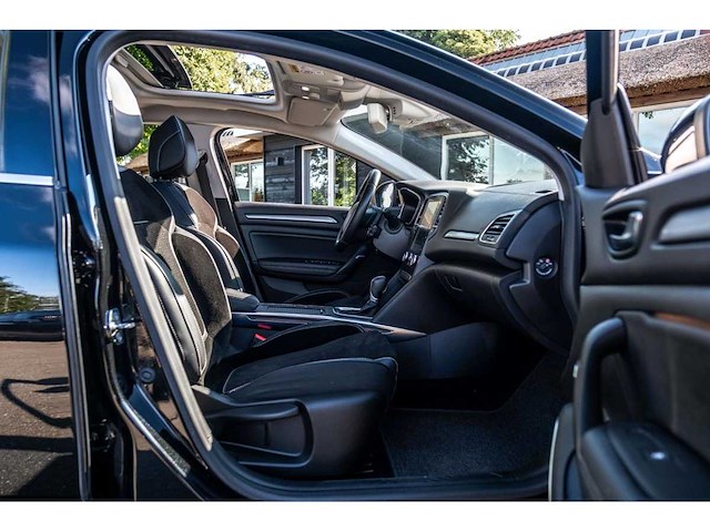 Renault - 2019 - mégane - 1.3 tce gt-line - j-430-jv - afbeelding 17 van  32