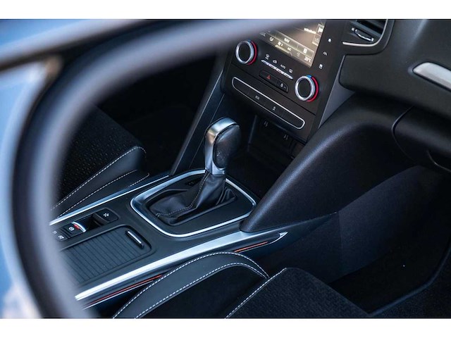 Renault - 2019 - mégane - 1.3 tce gt-line - j-430-jv - afbeelding 21 van  32