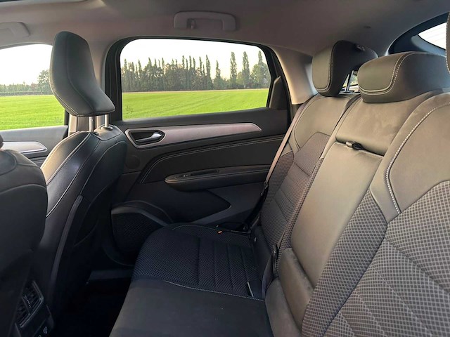 Renault - 2022 - arkana - 1.6 e-t h 145 intens - personenauto - p-810-vd - afbeelding 4 van  11
