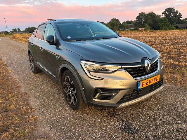 Renault - 2022 - arkana - 1.6 e-t h 145 intens - personenauto - p-810-vd - afbeelding 7 van  11
