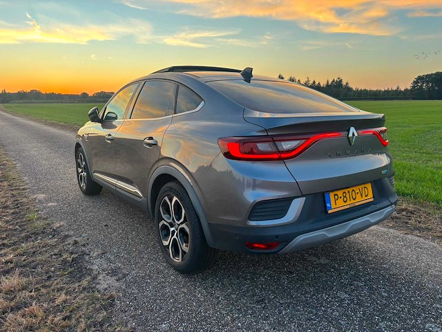 Renault - 2022 - arkana - 1.6 e-t h 145 intens - personenauto - p-810-vd - afbeelding 9 van  11