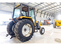 Renault - 75.12 - 2-wheel drive tractor - afbeelding 15 van  17