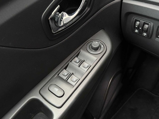 Renault - captur - 0.9 tce expression - car - 2014|7-szv-77|iaw - afbeelding 3 van  28