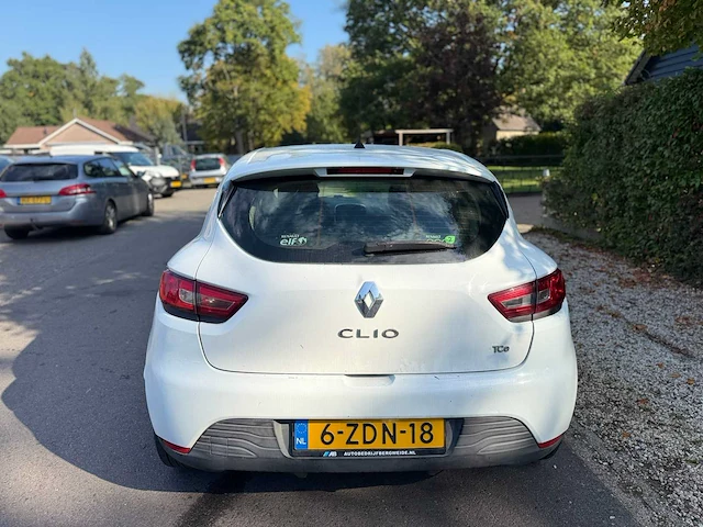 Renault - clio - 0.9 tce expression - 2015 - 6-zdn-18 - afbeelding 7 van  10