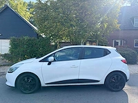 Renault - clio - 0.9 tce expression - 2015 - 6-zdn-18 - afbeelding 9 van  10