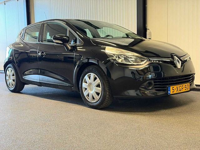 Renault - clio - 0.9 tce expression 2014 5-xgf-50 iaw - afbeelding 11 van  23
