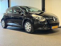 Renault - clio - 0.9 tce expression 2014 5-xgf-50 iaw - afbeelding 11 van  23