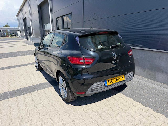 Renault - clio - 0.9 tce zen - personenauto - 2017 - afbeelding 21 van  27